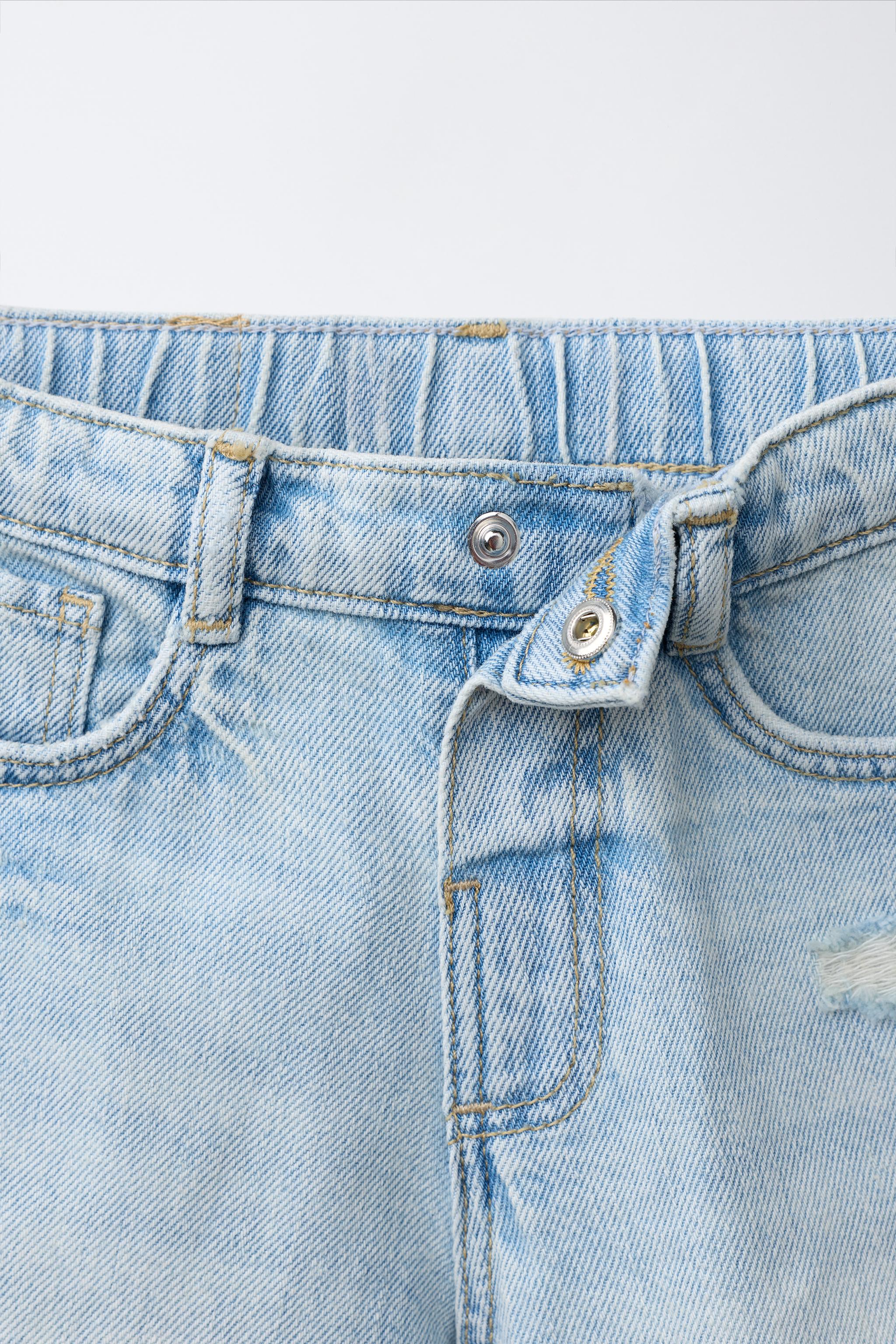 BERMUDA EN JEAN BAGGY DÉCHIRÉ